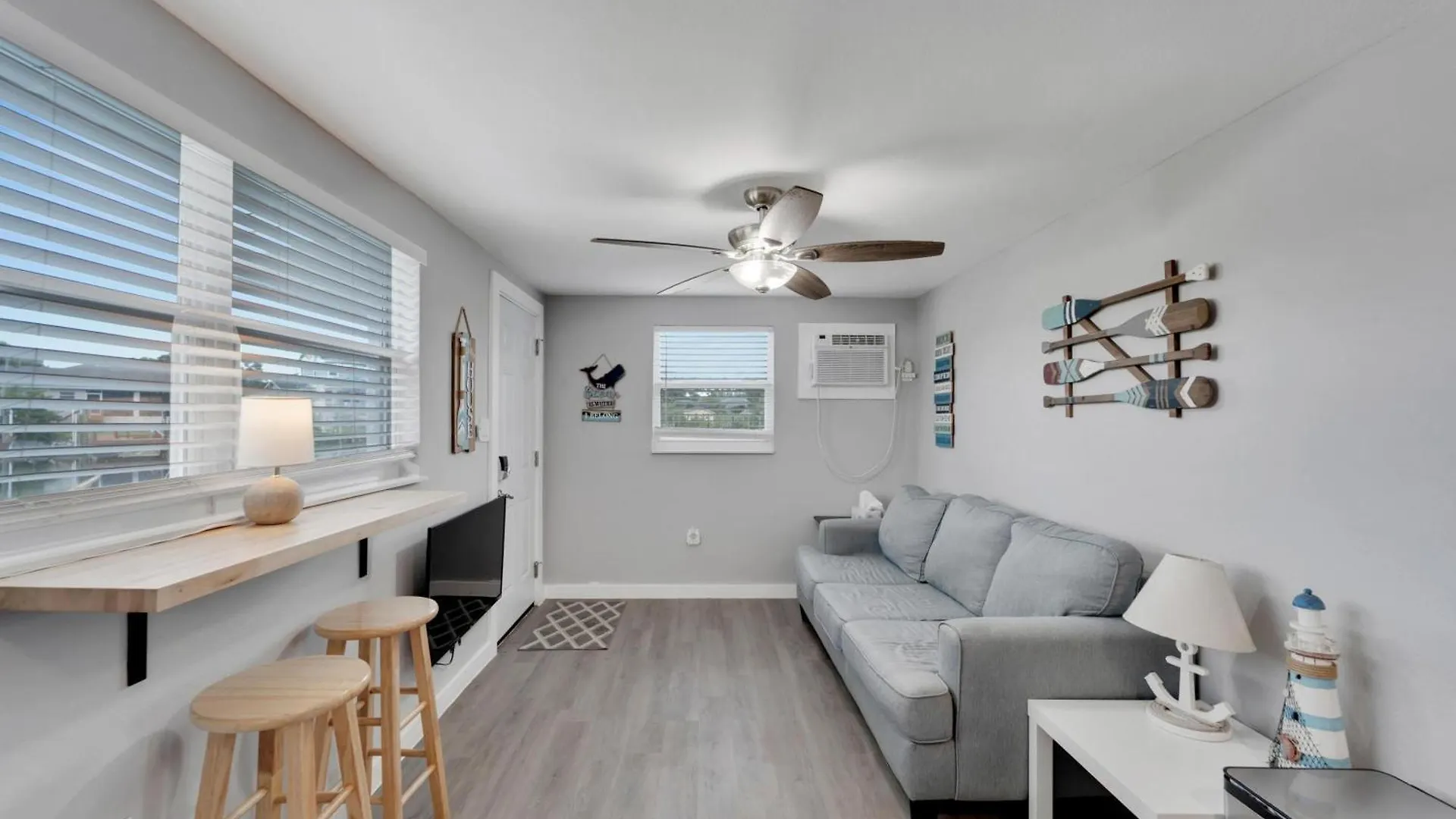 Apartmán 8820 Rocky Creek Drive, Unit A Tampa 0*,  USA